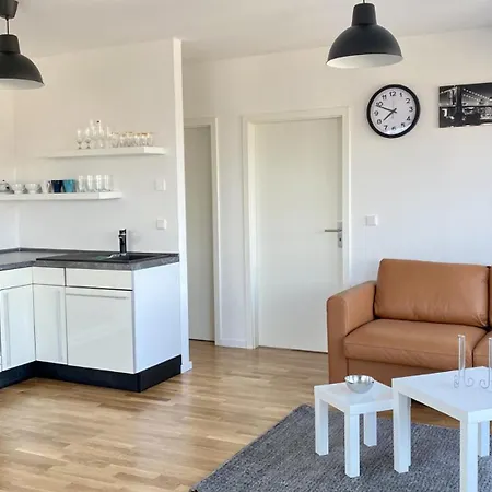 Schönes Erwachen im Frankfurter Penthouse-2